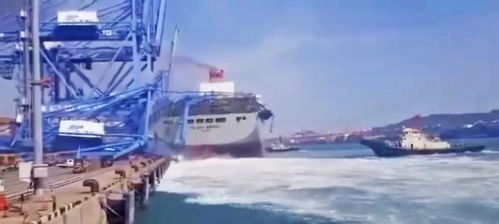 13870TEU集装箱船碰撞码头背后不得不说的拖轮安全